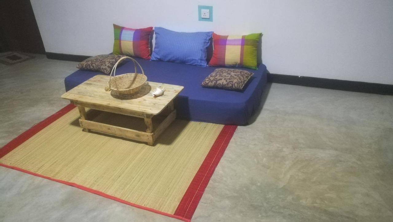Bamboo Home Stay Hiriketiya Dikwella Exteriör bild